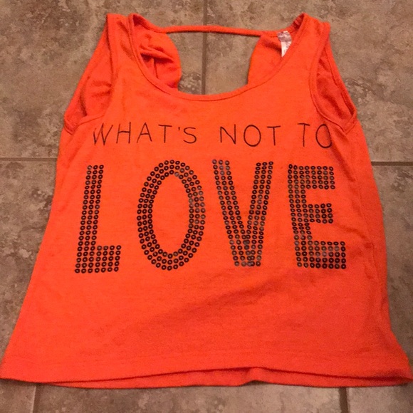 Tops - 🥳 “What’s Not to Love” Draped Back Tank